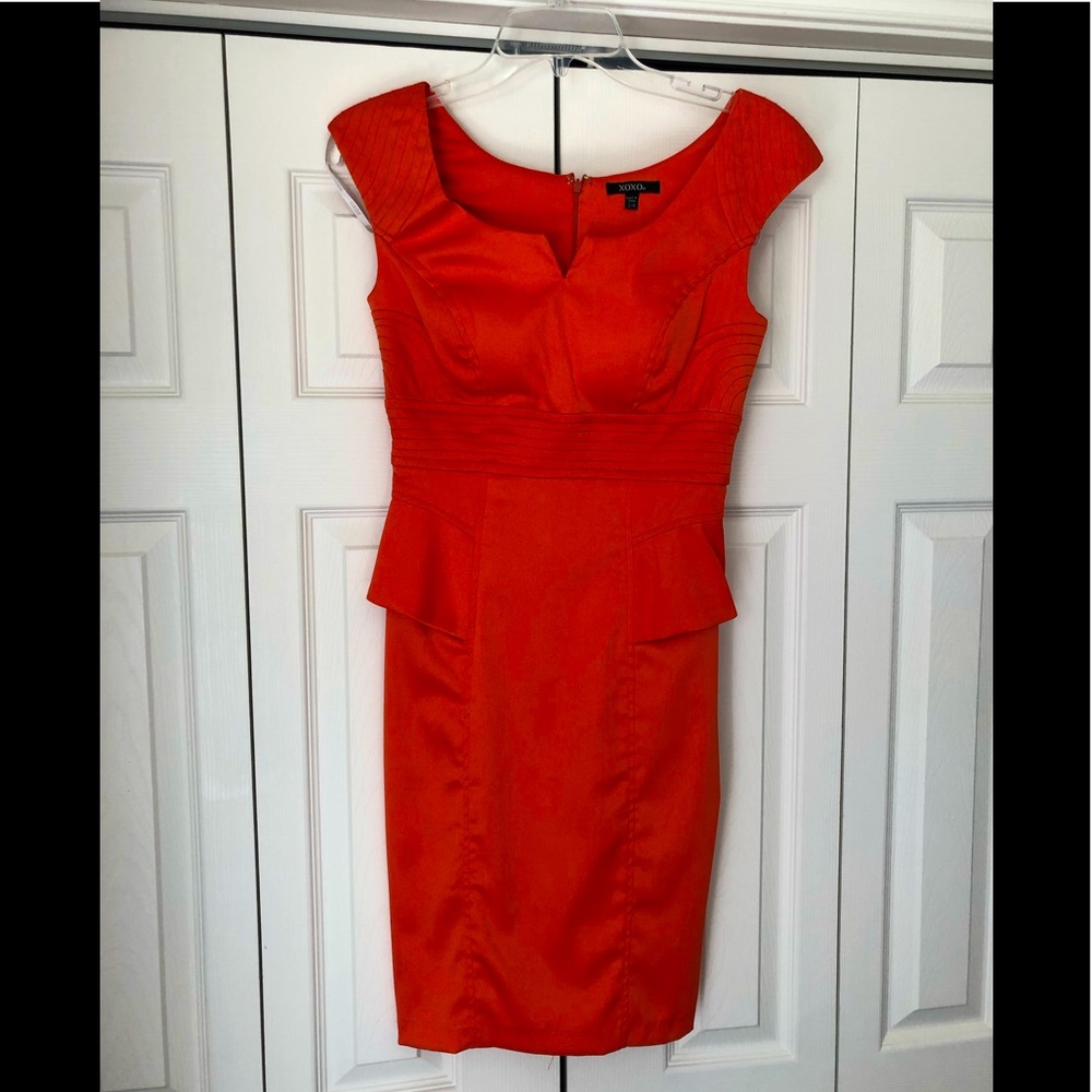 Hot orange cocktail dress!